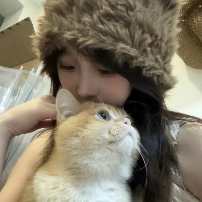 诺娜和埃斯特